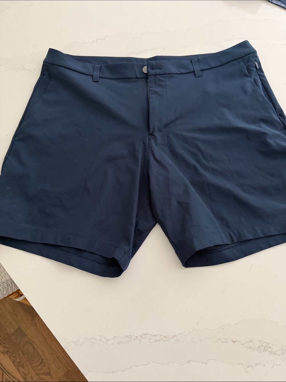lululemon athletica Men's Dark Navy Hybrid Shorts